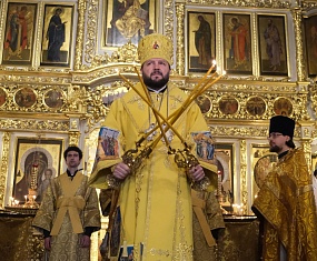 В Неделю Всех святых, в земле Русской просиявших, митрополит Клинский Леонид совершил Божественную литургию 