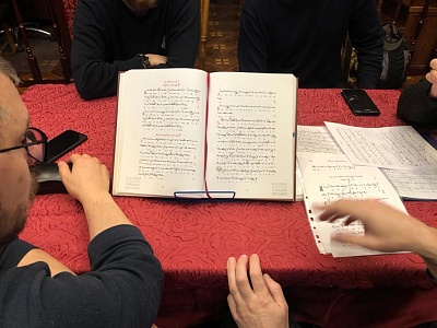 Занятия по изучению византийского церковного вокала в мужской хоровой группе