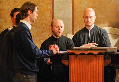 Византийское богослужебное пение в исполнении мужской хоровой группы