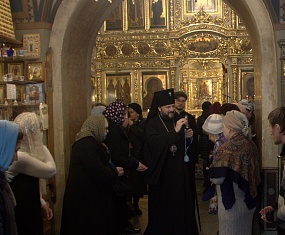 В праздник Введения во храм Пресвятой Богородицы архиепископ Леонид совершил Божественную литургию 