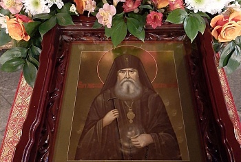 Божественная Литургия в день памяти священномученика Николая (Добронравова)