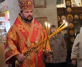 Поздравление митрополита Клинского Леонида с престольным праздником храма Всех святых на Кулишках г.Москвы