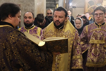 В Неделю Торжества Православия митрополит Леонид совершил Литургию святителя Василия Великого 