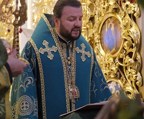 В праздник Святой Троицы митрополит Леонид совершил Божественную Литургию