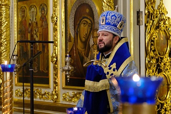 В праздник Благовещения Пресвятой Богородицы митрополит Леонид совершил Божественную литургию