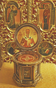 Малый ковчег с частицей мощей Святителя Николая