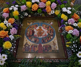 Поздравление митрополита Леонида с престольным праздником храма Всех святых на Кулишках