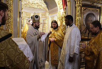 В субботу перед Рождеством Христовым митрополит Леонид совершил иерейскую и диаконскую хиротонии