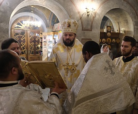 В день памяти первомученика и архидиакона Стефана митрополит Леонид совершил Божественную Литургию